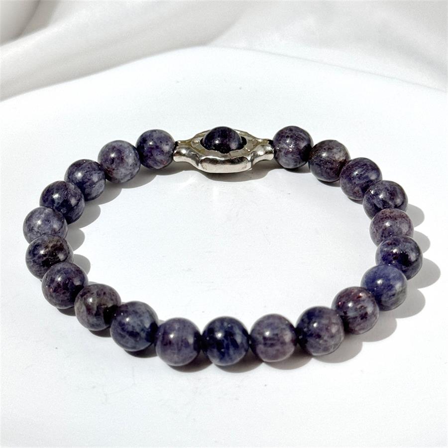 Bracelet En Perles D'iolite Saignante